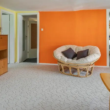 Cozy Family Apartment, Cleaning Included *