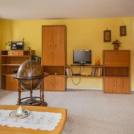 Cozy Family Apartment, Cleaning Included