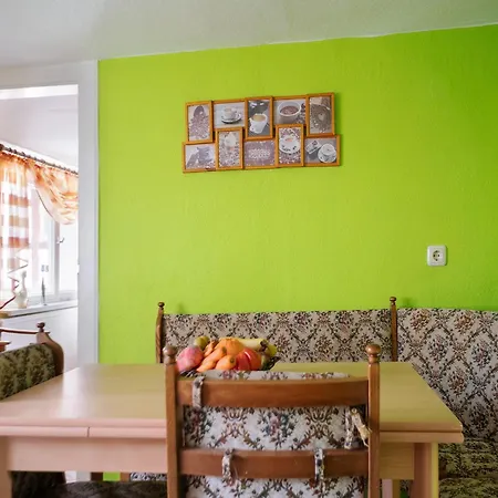 Cozy Family Apartment, Cleaning Included